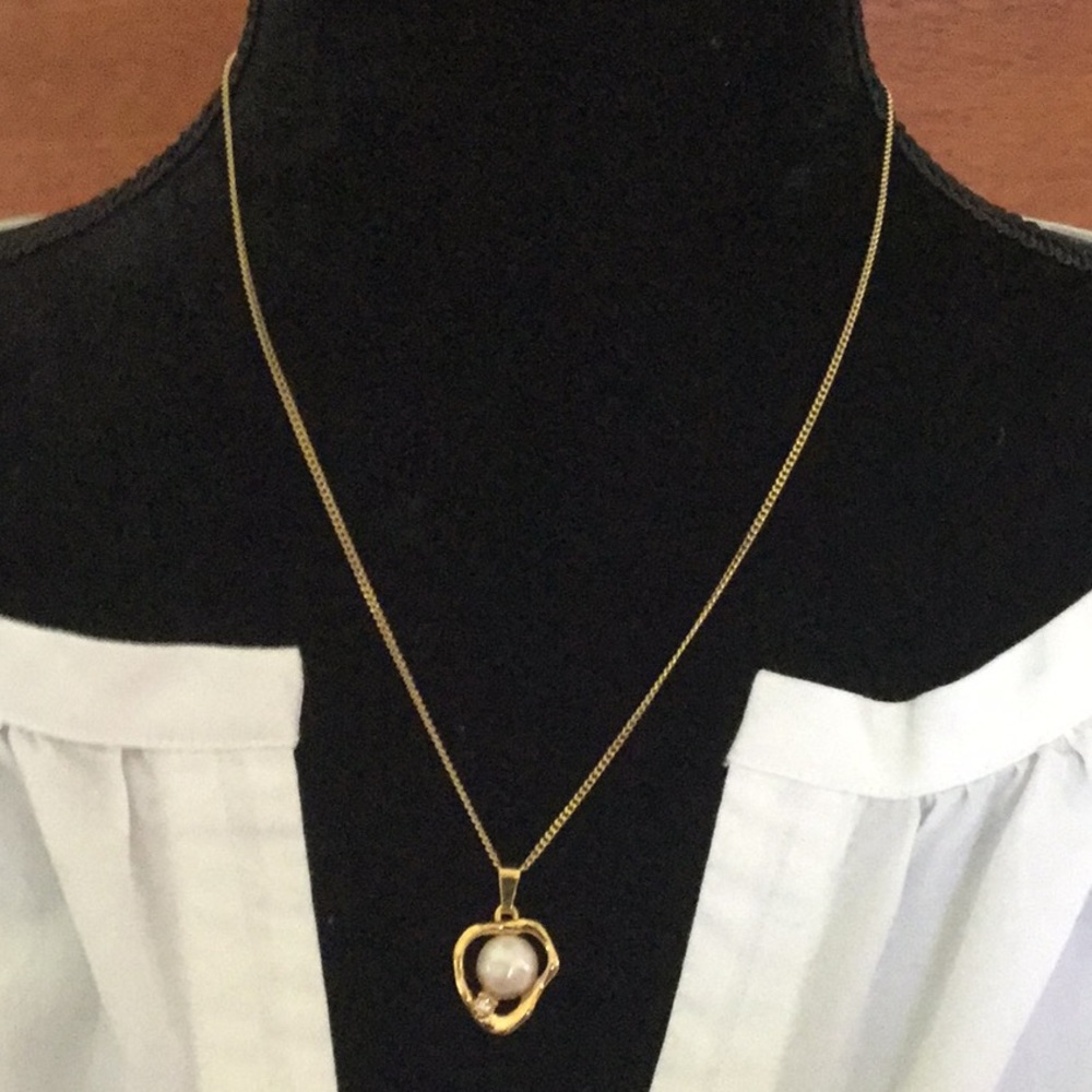 Cute heart necklace with faux pearl and zircon